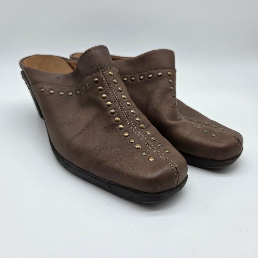 Aerosoles Apple Sauce Mules Womens 9 Brown Studded Block Heel Square Toe Shoes